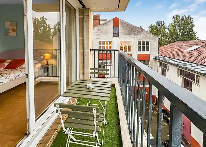 Balcon Cosy Pres De La Marne