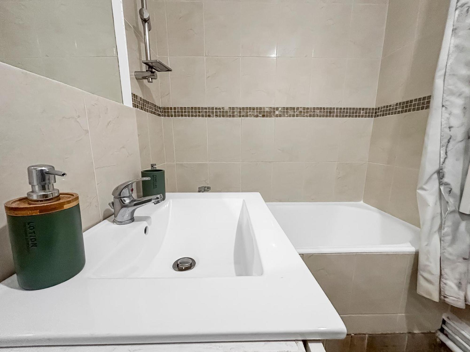 Balcon Cosy Pres De La Marne Apartment Saint-Maur-des-Fosses