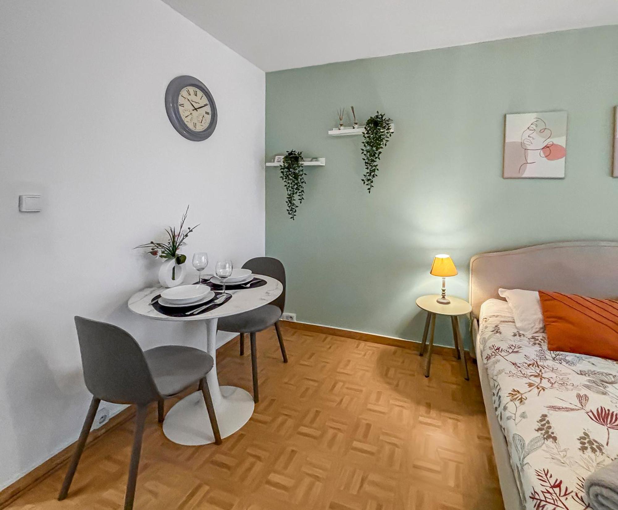 Balcon Cosy Pres De La Marne *
